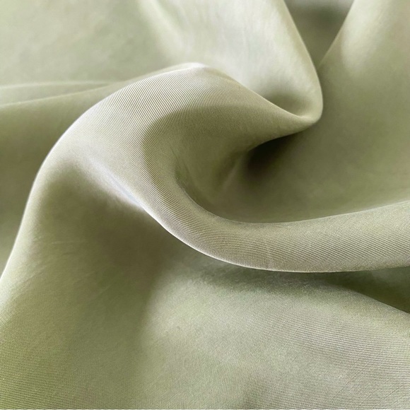 Aritzia Wilfred Aries Button-Up Short-Sleeve Bowler Blouse - Picture 5 of 10